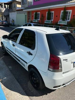 FIAT PALIO 1.0 MPI FIRE WAY 8V FLEX 4P MANUAL FIAT PALIO 1.0 MPI FIRE WAY 8V FLEX 4P MANUAL